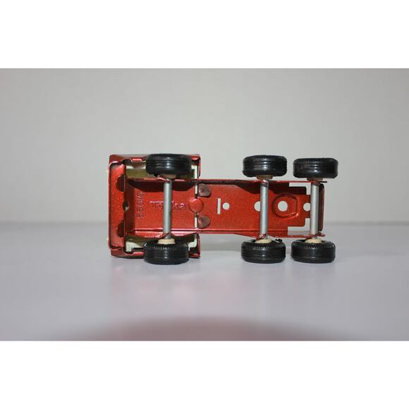 VINTAGE 1970s RED TONKA TOY MINI SEMI TRACTOR (D) - Picture 4 of 4